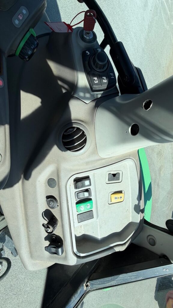 DEUTZ Traktor 7250 AGROTON TTV 258 PS Frontlader TOP AUSSTATTUNG