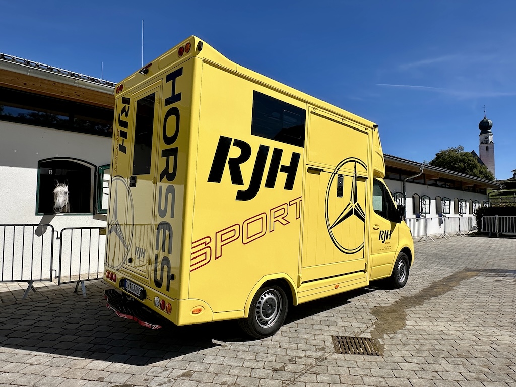 Mercedes-Benz Sprinter 419 CDI RJH Sport 2-horse transporter 3.5t - Show vehicle